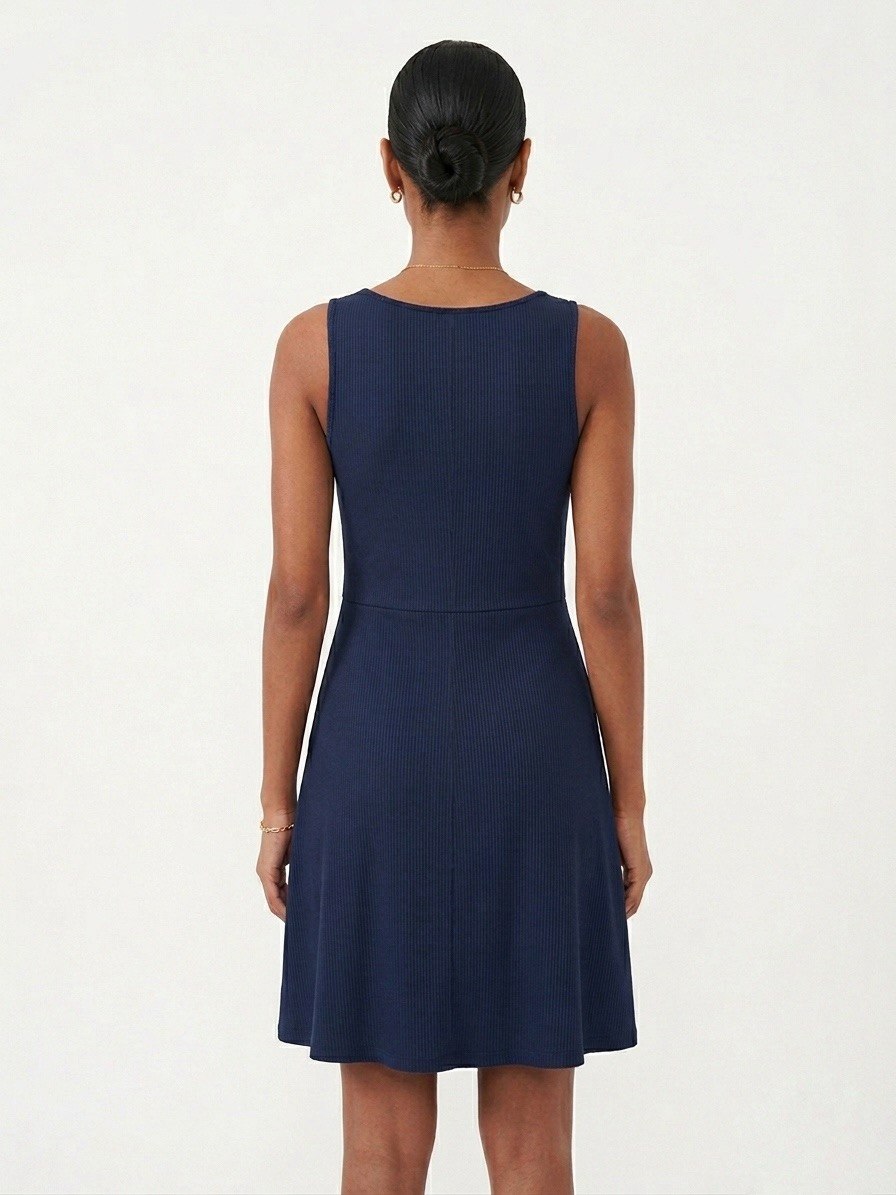 Veromoda – Ribbed Scoop Neck Mini Dress