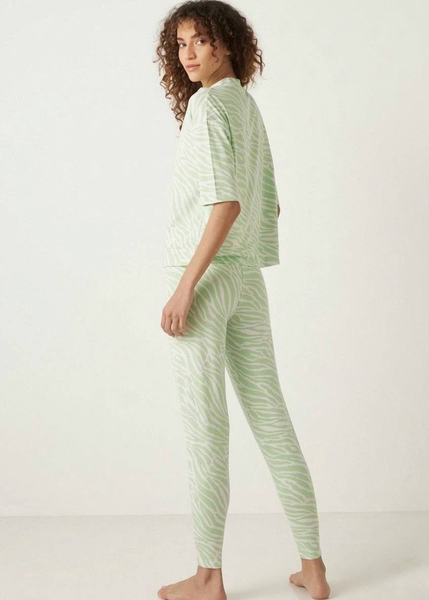 MAX BRAND All-Over Print T-shirt and Pyjama Set