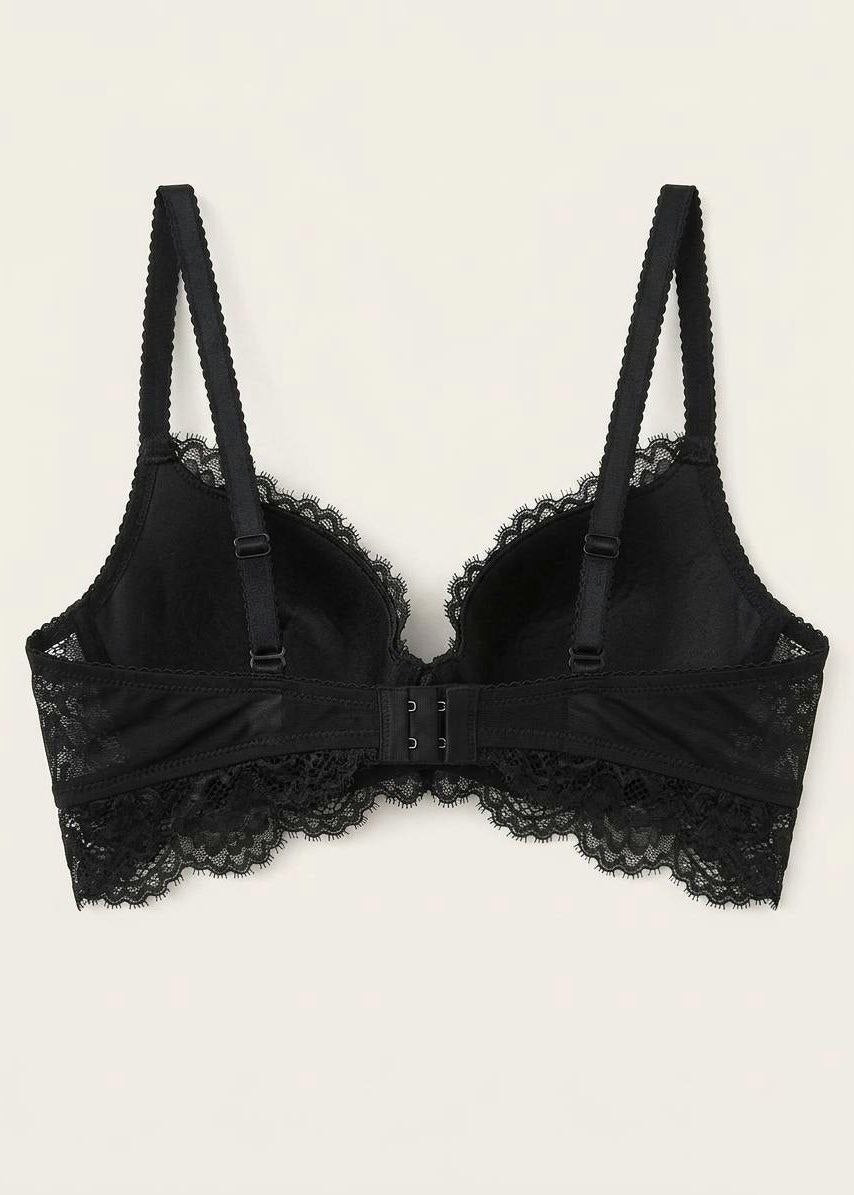 Sleek Push-Up Lace Bra – Classic Black
