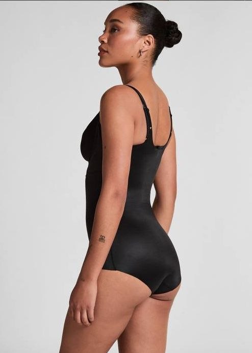 HUNKEMOLLER Seamless Firm-Control Open-Bust Bodysuit Shapewear