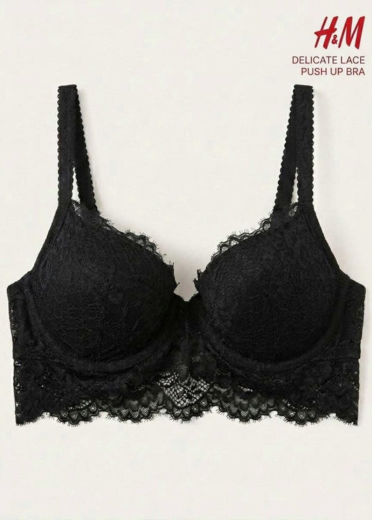 Sleek Push-Up Lace Bra – Classic Black